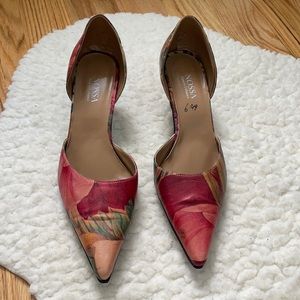 Floral pointed toe heels